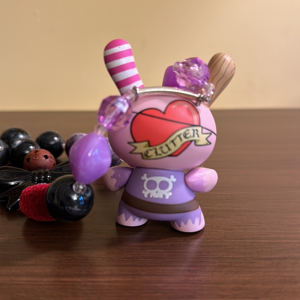 Tarina Tarantino xKidrobot Dunny Clutter Pirate Pendant Necklace - Picture 3 of 6